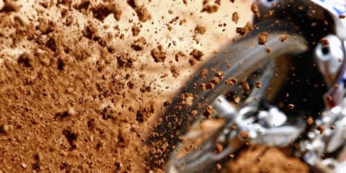 Het motorcrossseizoen is weer begonnen! Zorg dat je crossmotor in topconditie is met de juiste onderdelen en accessoires. Lees hier hoe je goed voorbereid de baan op gaat!